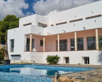 Resale - Villa - Altea