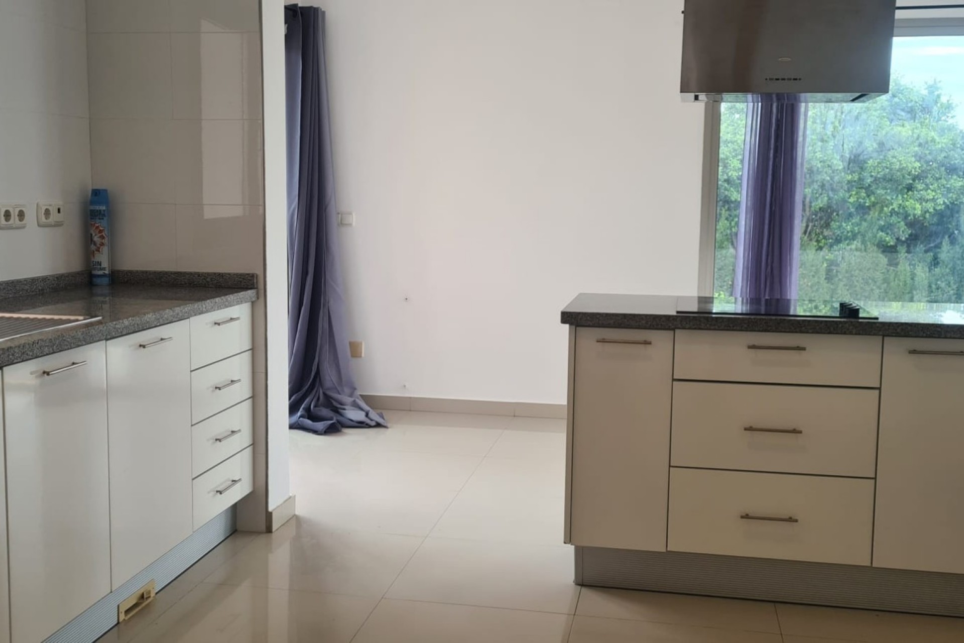 Resale - Villa - Altea