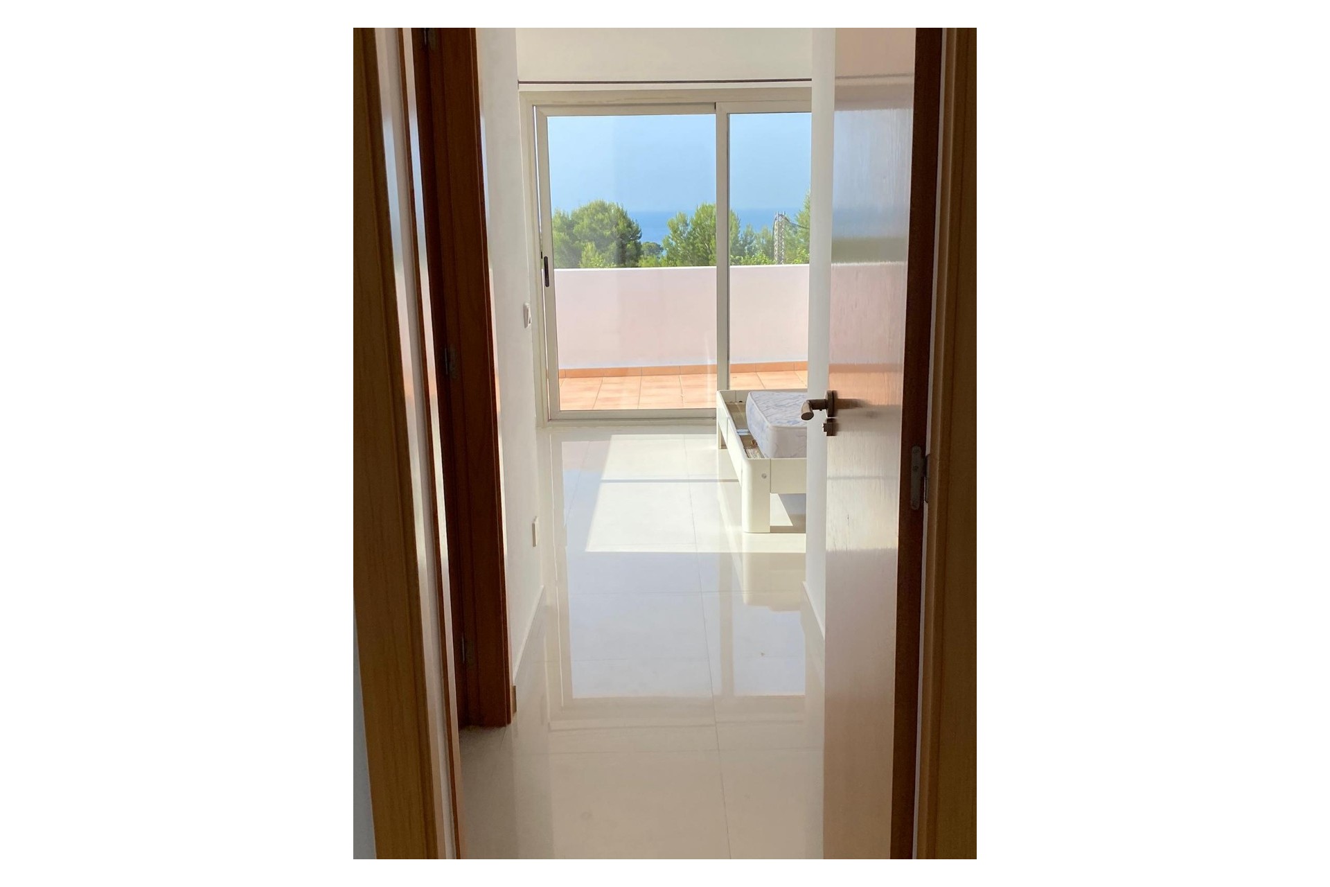 Resale - Villa - Altea