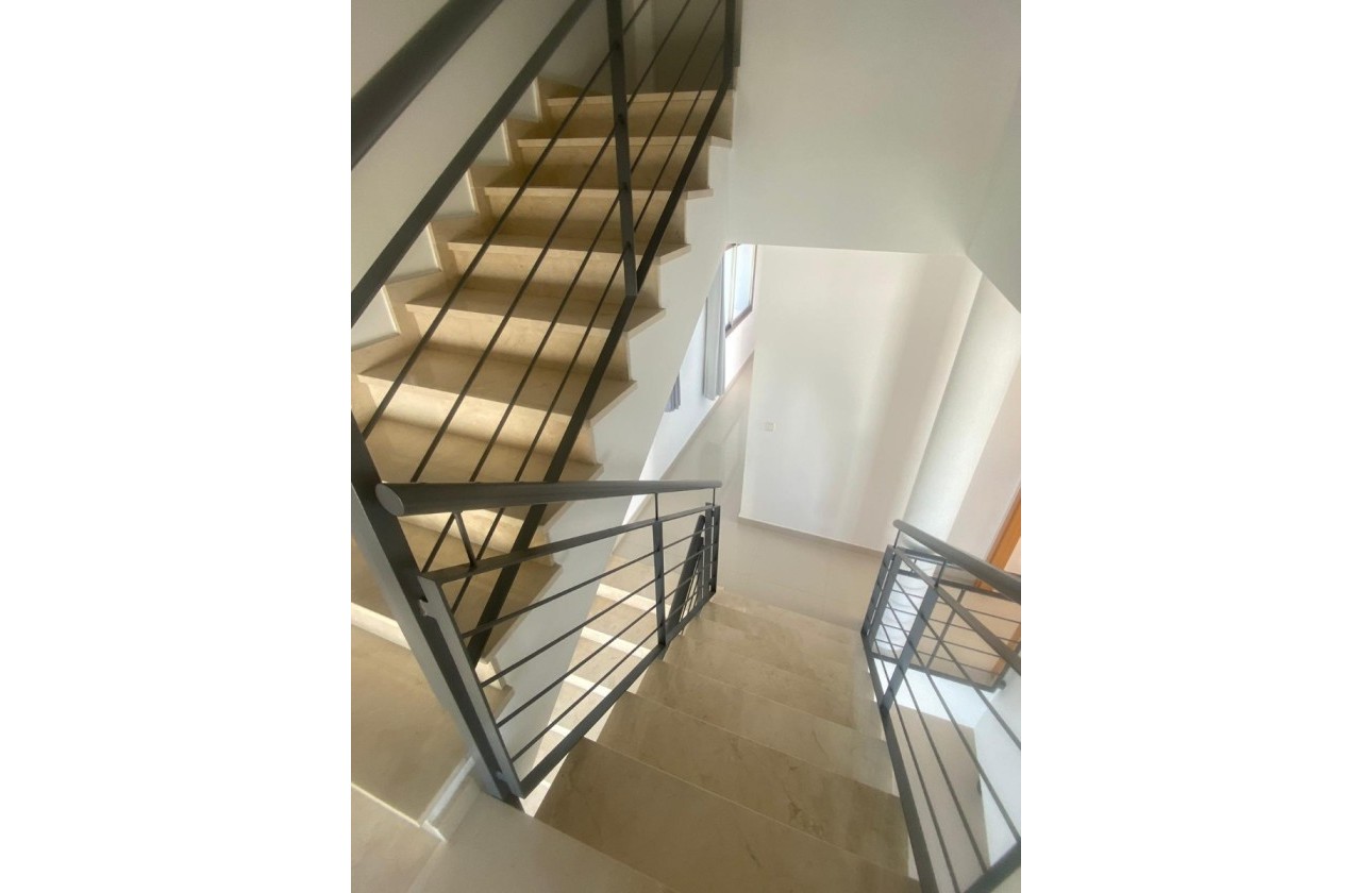 Resale - Villa - Altea