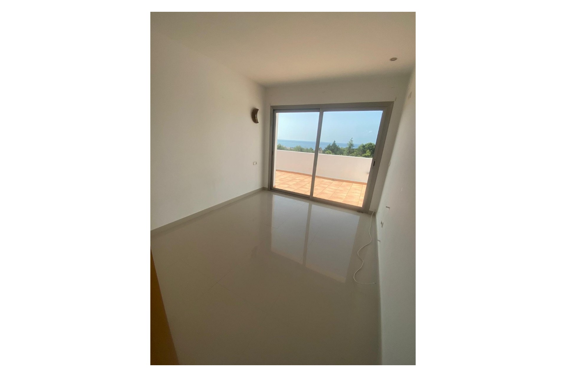 Resale - Villa - Altea