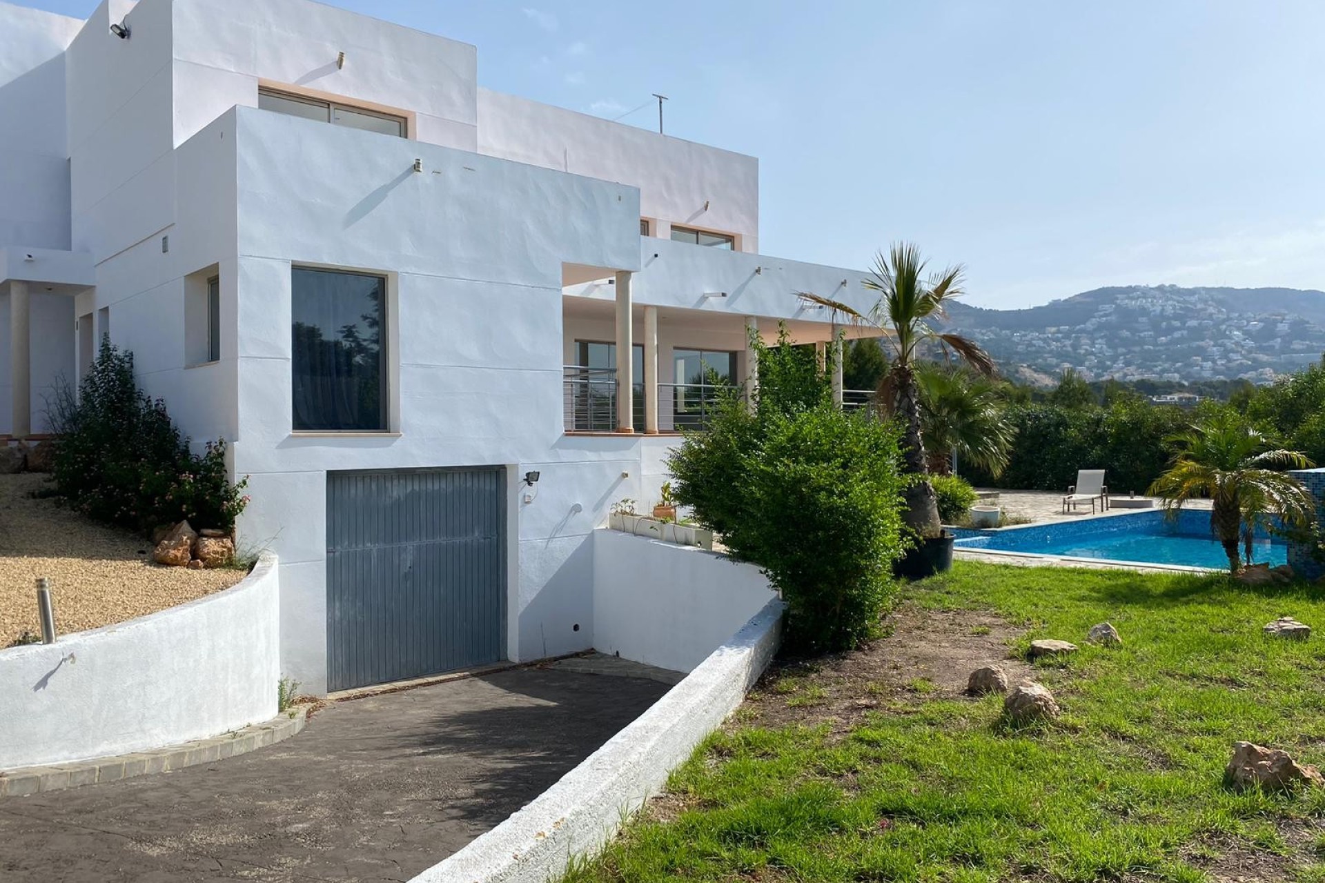 Resale - Villa - Altea