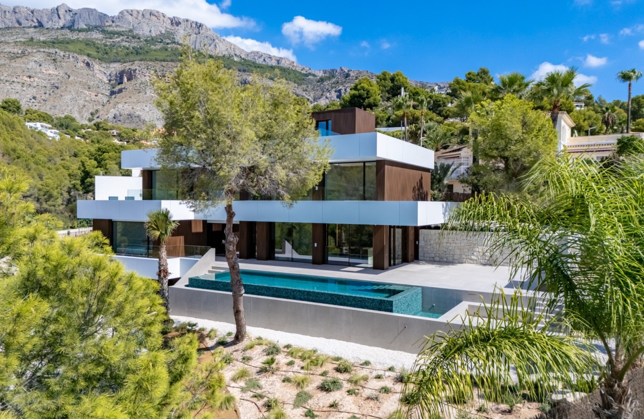 Resale - Villa - Altea