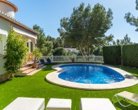 Resale - Villa - Altea