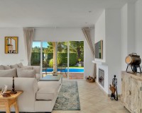 Resale - Villa - Altea