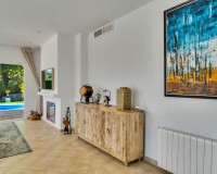 Resale - Villa - Altea