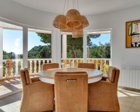 Resale - Villa - Altea