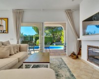 Resale - Villa - Altea