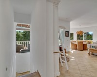 Resale - Villa - Altea