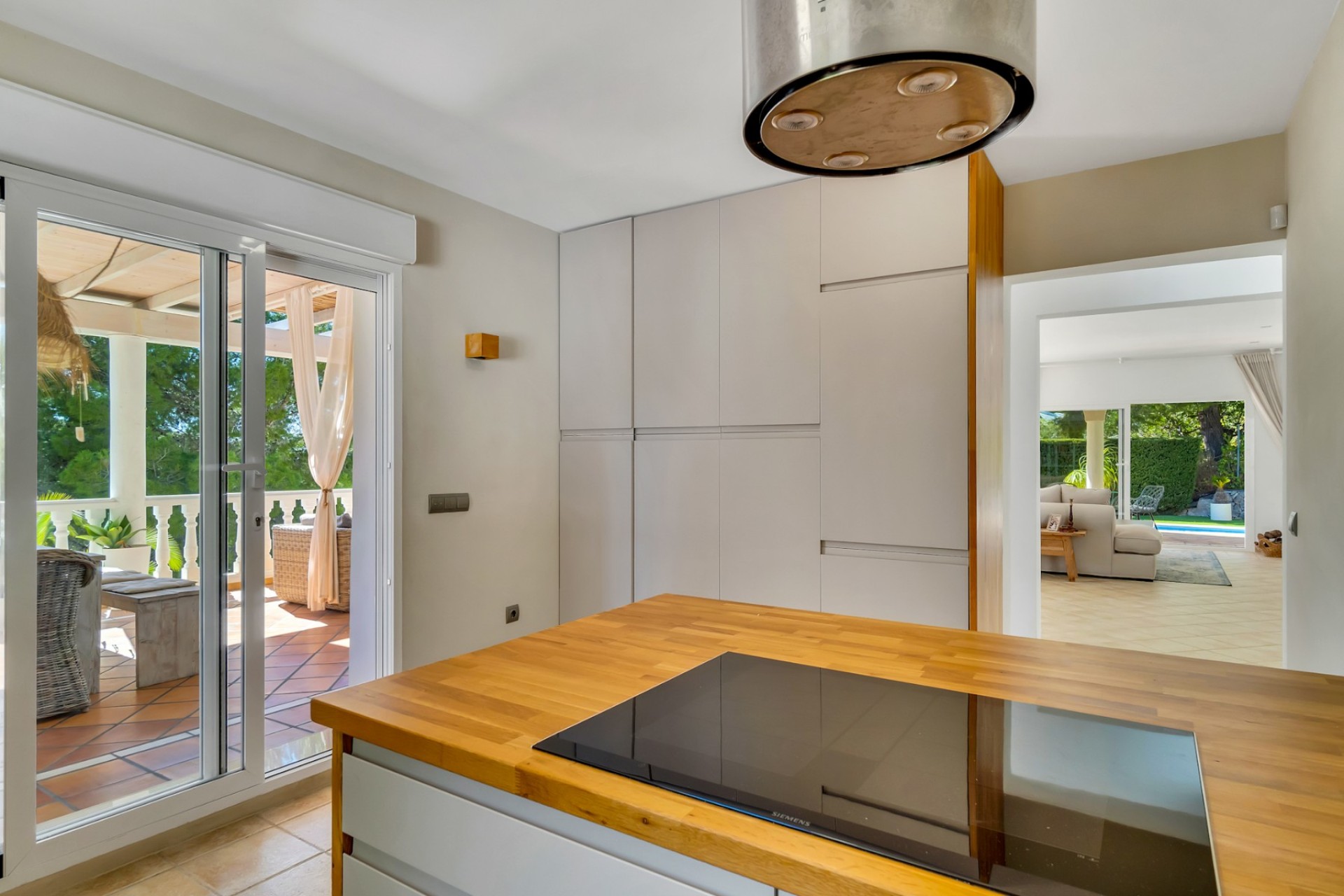 Resale - Villa - Altea