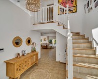 Resale - Villa - Altea