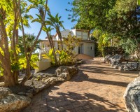 Resale - Villa - Altea