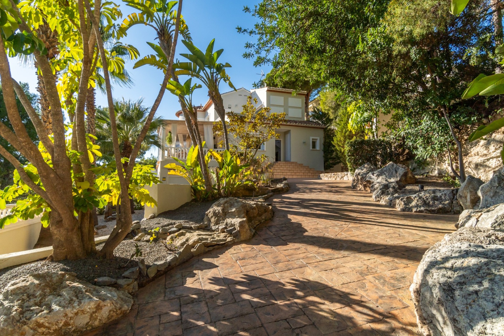 Resale - Villa - Altea