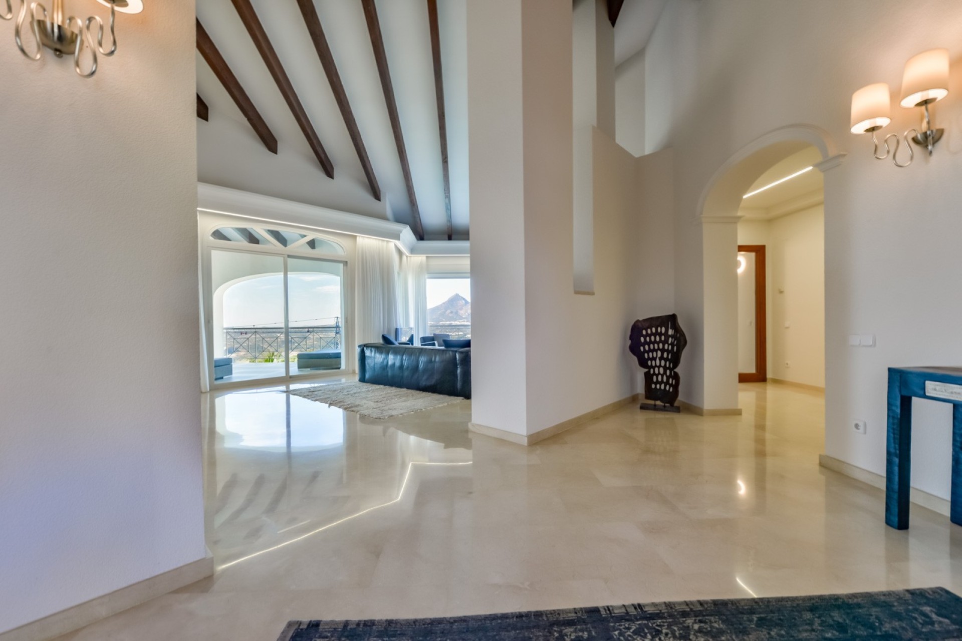 Resale - Villa - Altea