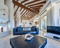 Resale - Villa - Altea