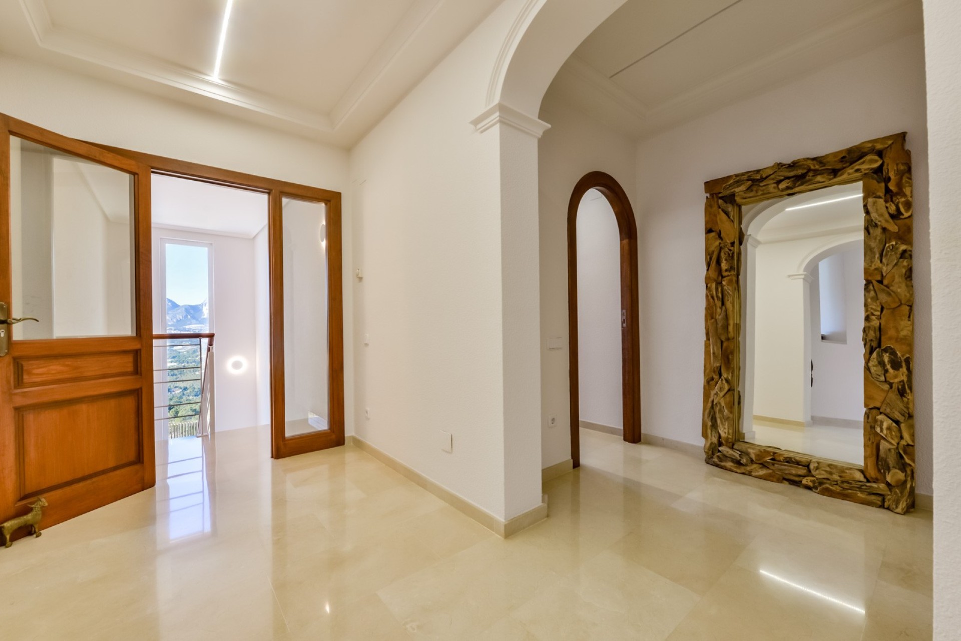 Resale - Villa - Altea
