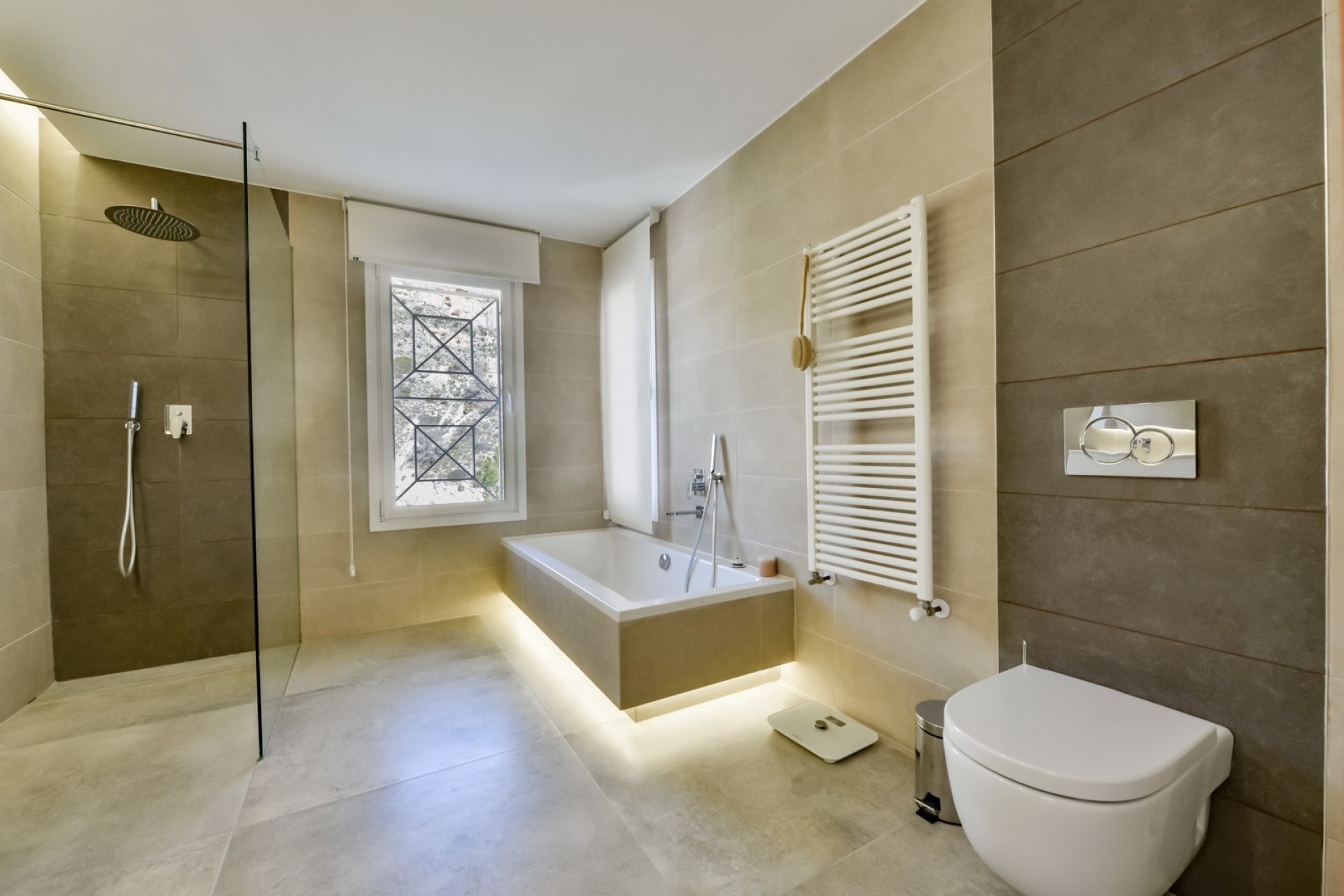 Resale - Villa - Altea