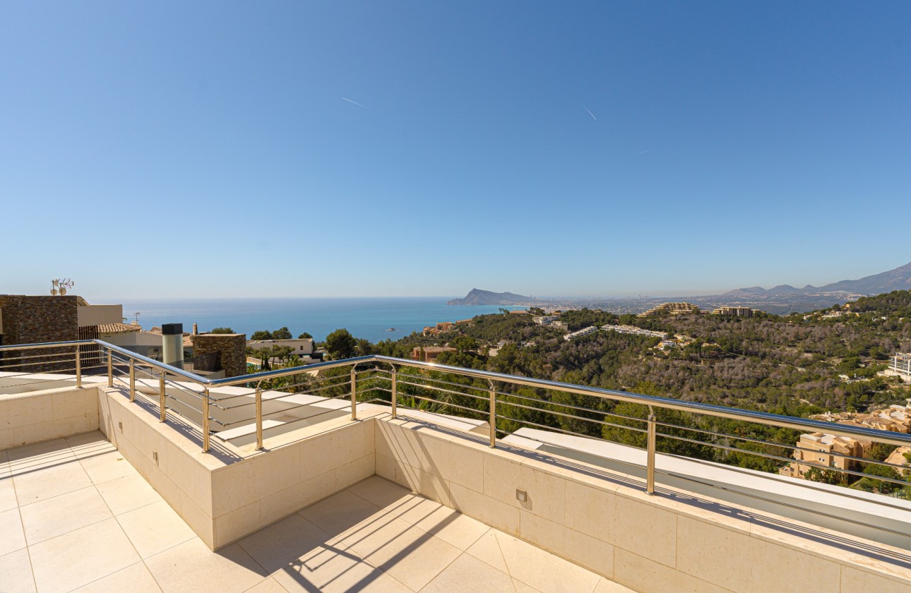 Resale - Villa - Altea
