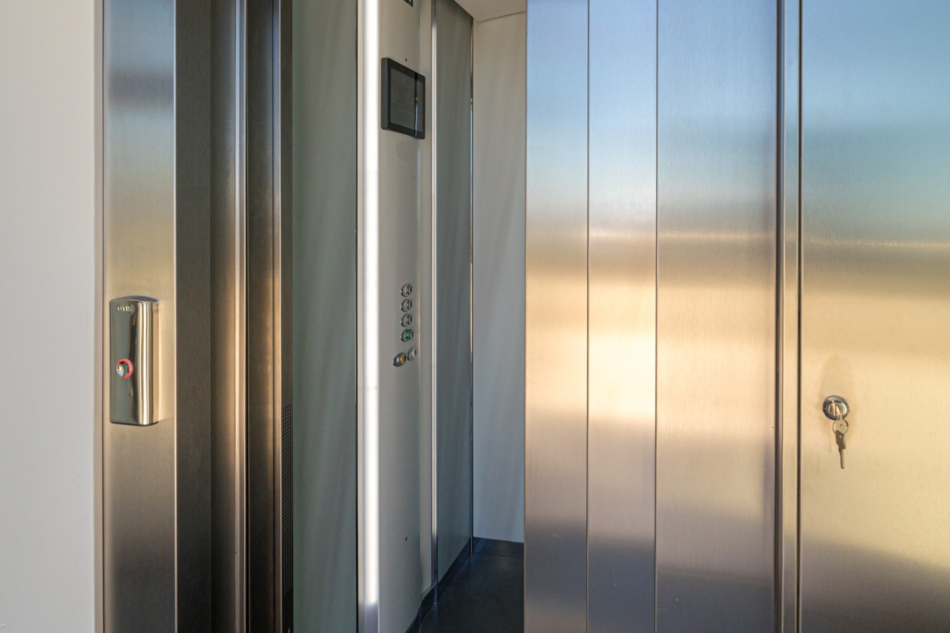 Resale - Villa - Altea