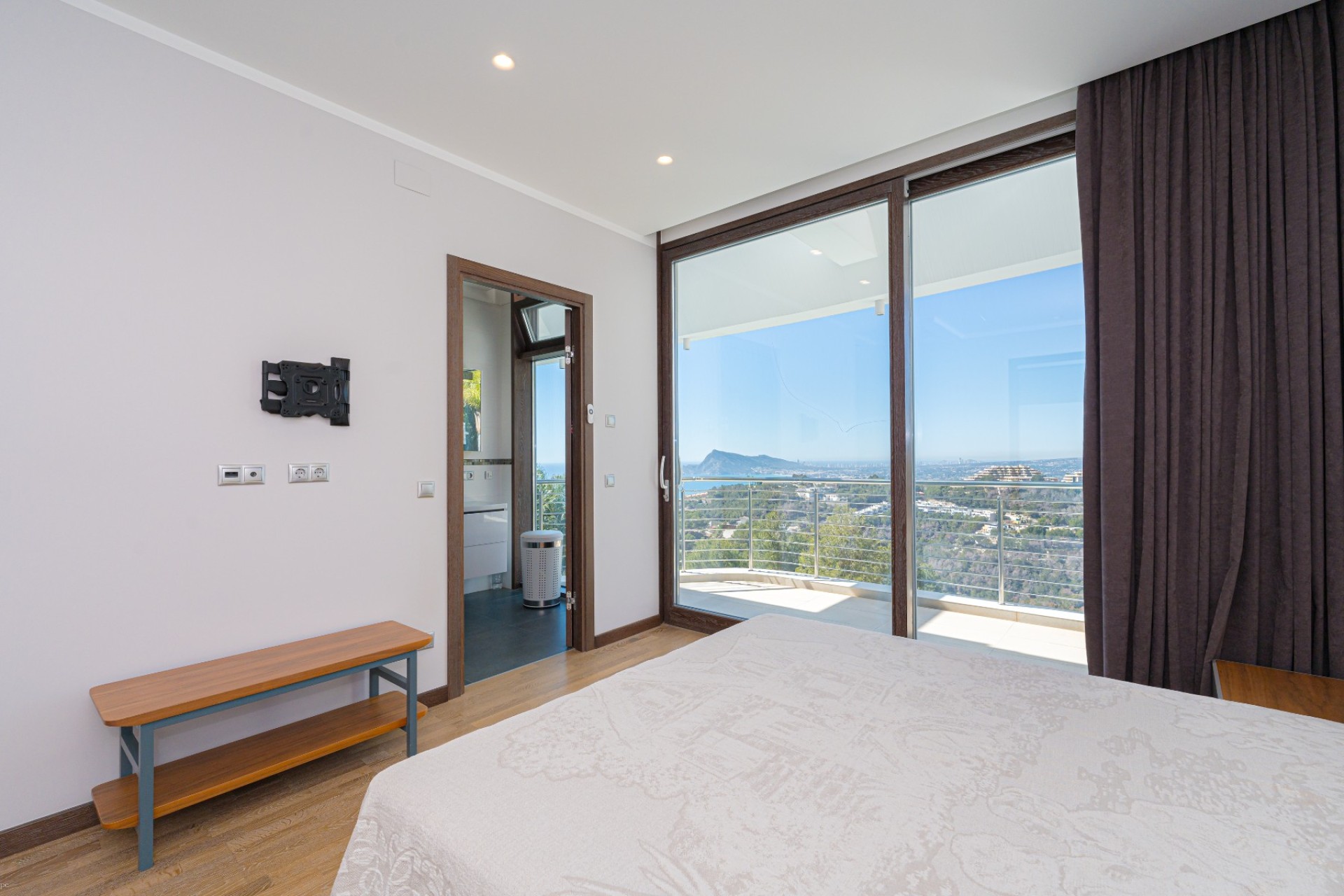 Resale - Villa - Altea