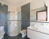 Resale - Villa - Altea