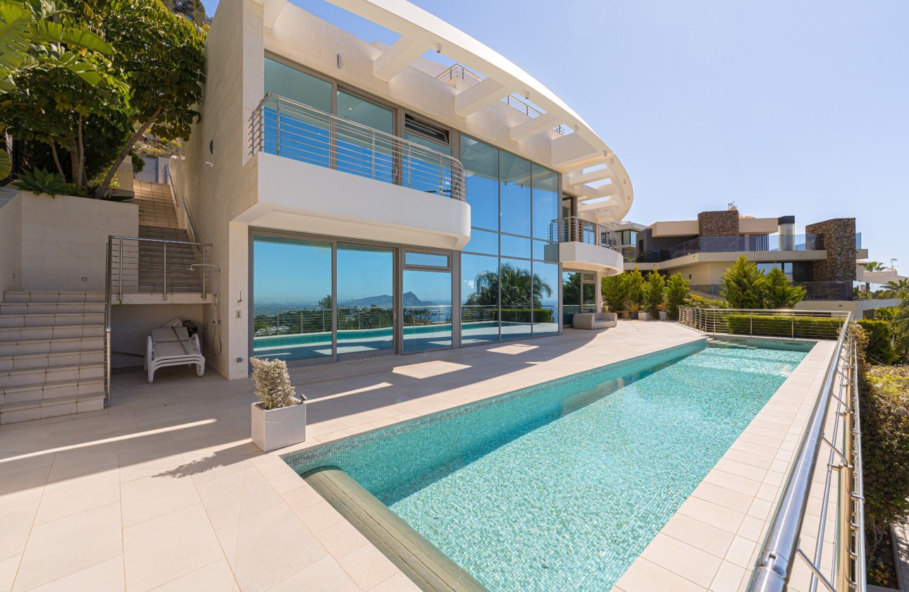 Resale - Villa - Altea