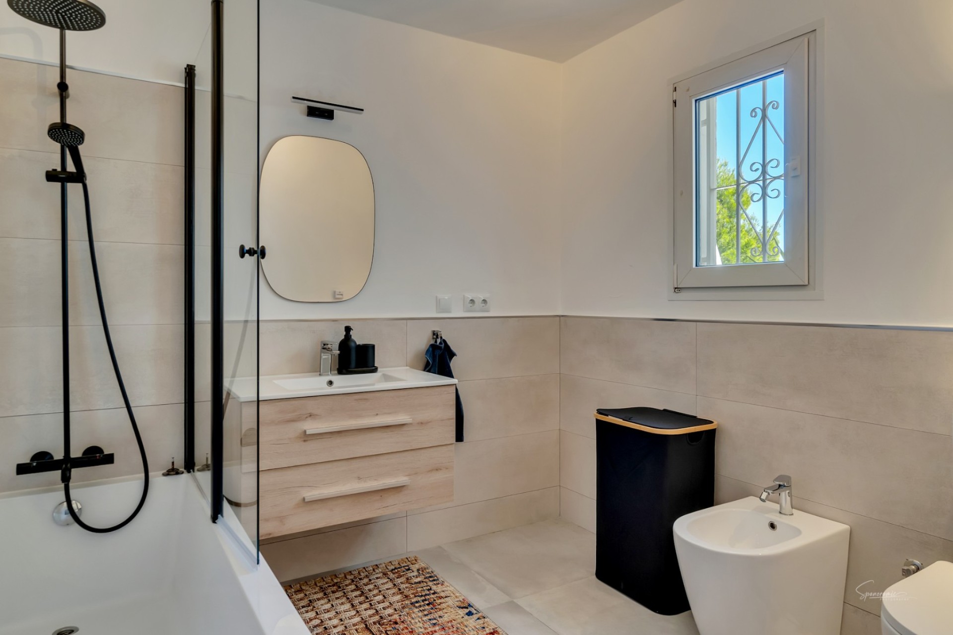 Resale - Villa - Altea