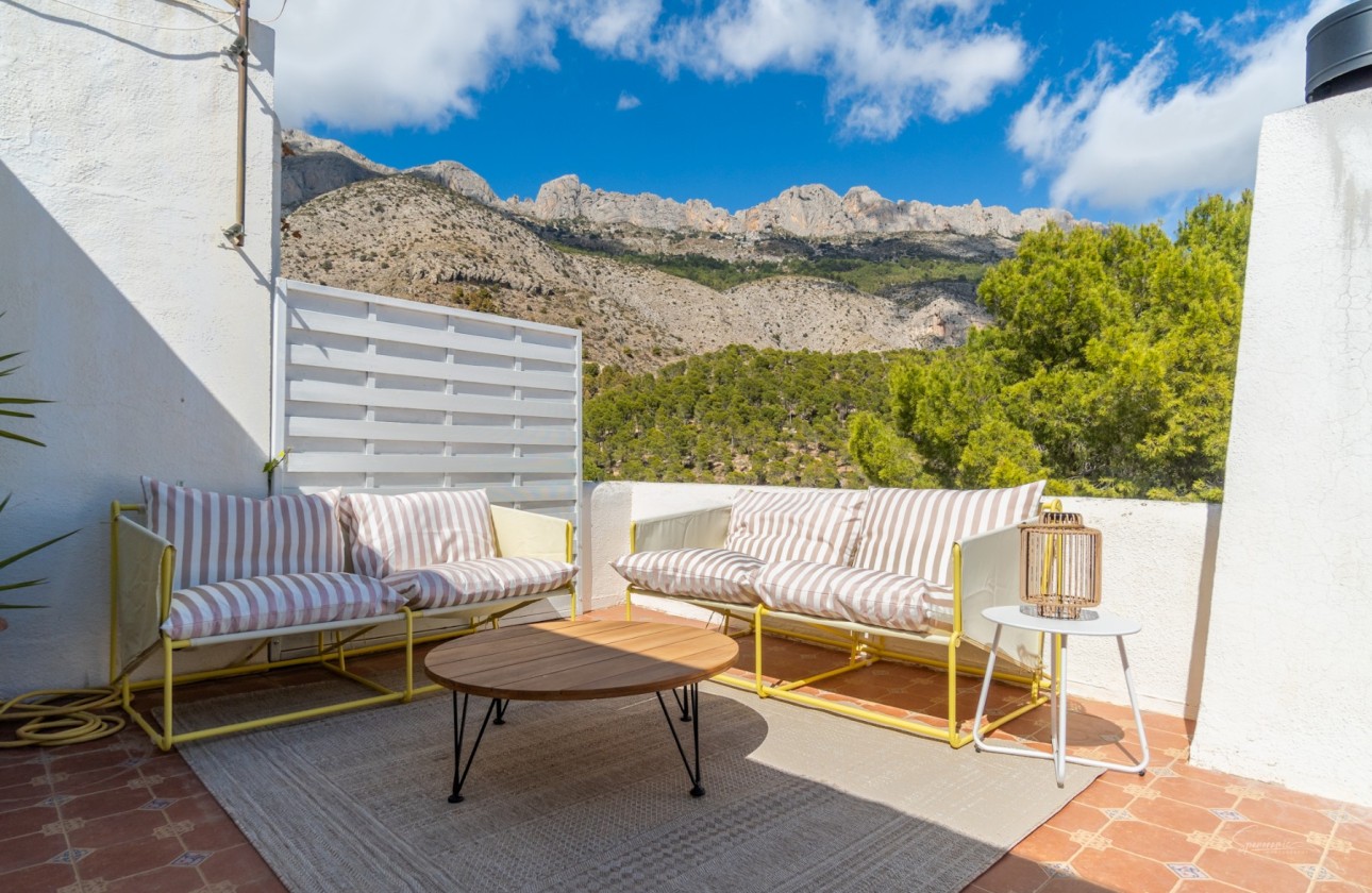 Resale - Villa - Altea