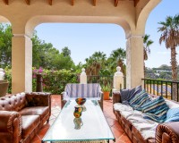 Resale - Villa - Altea