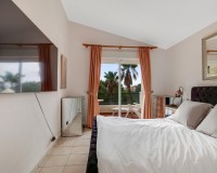 Resale - Villa - Altea
