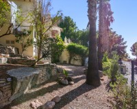 Resale - Villa - Altea
