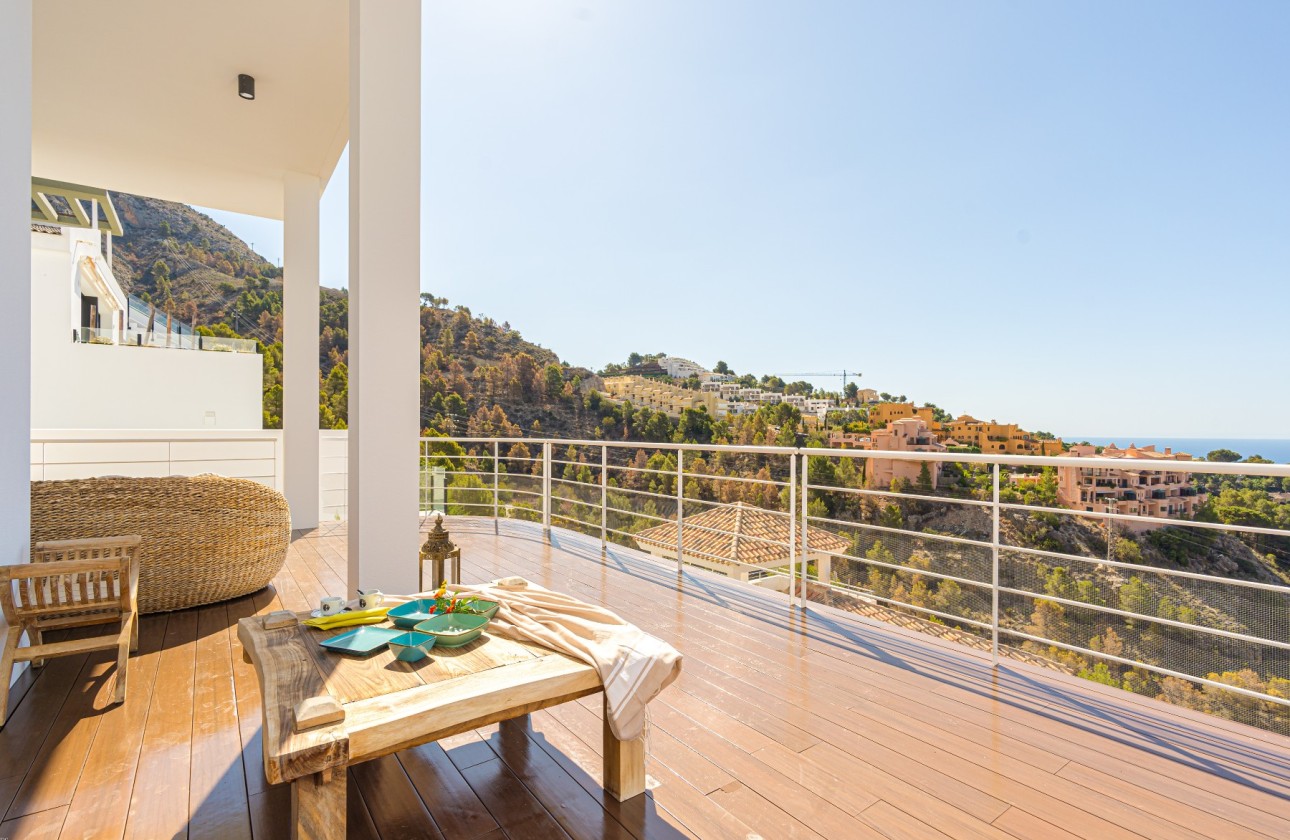 Resale - Villa - Altea