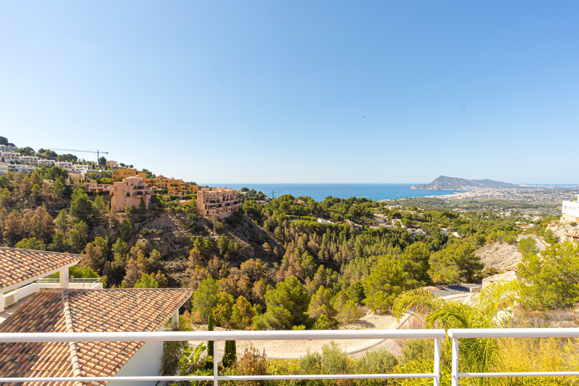 Resale - Villa - Altea