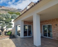 Resale - Villa - Altea