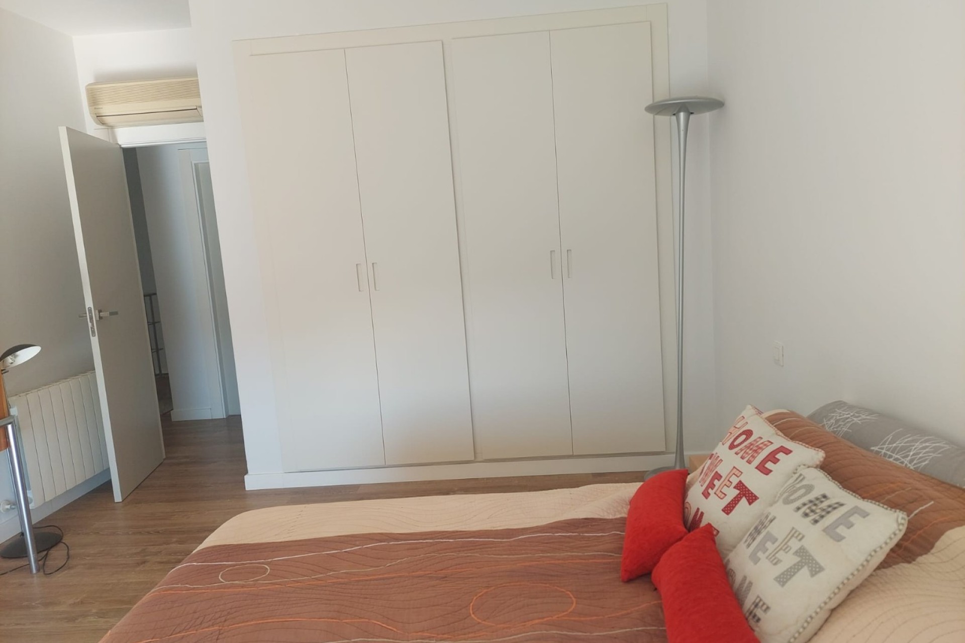 Resale - Villa - Altea