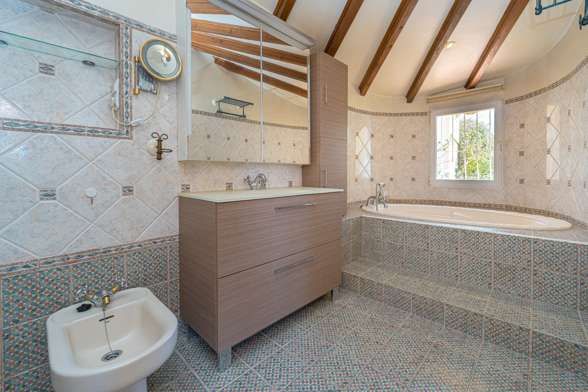 Resale - Villa - Altea