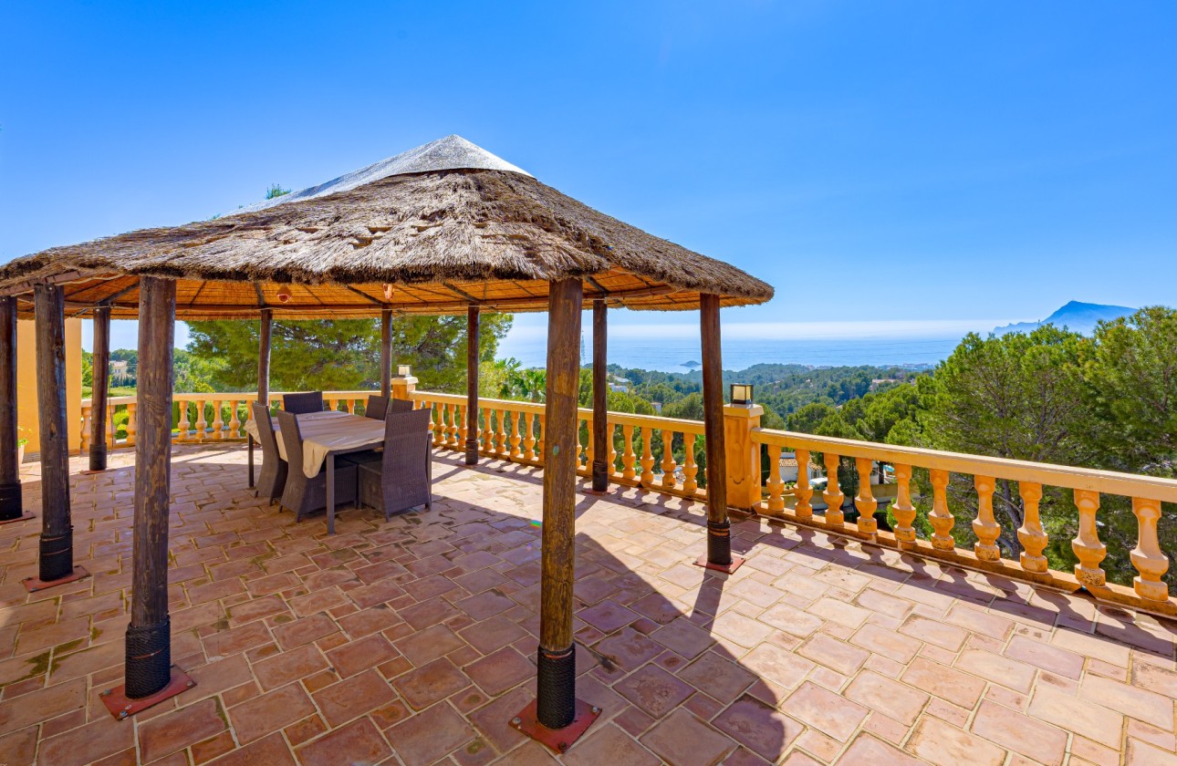 Resale - Villa - Altea