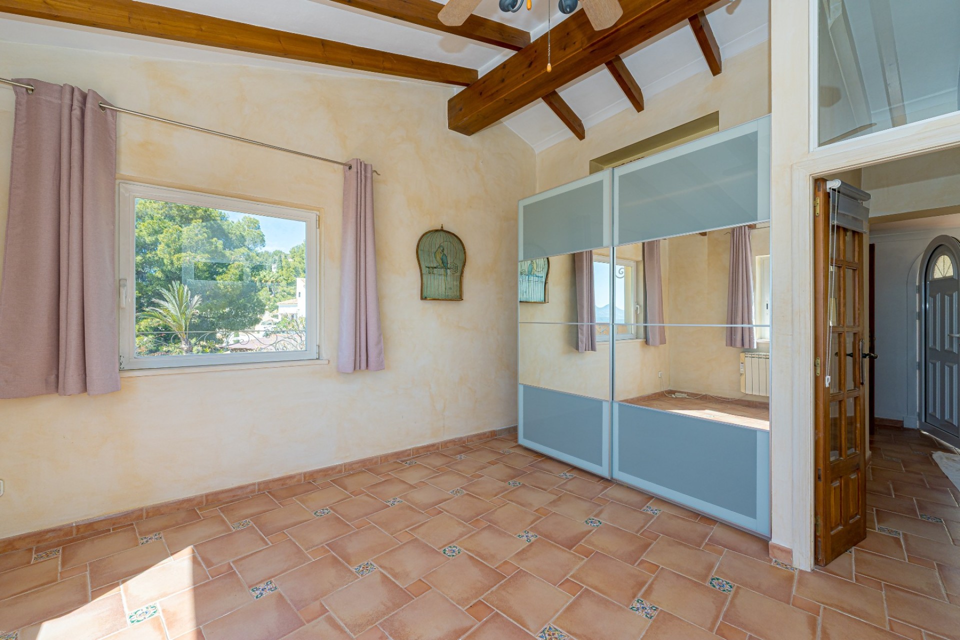 Resale - Villa - Altea
