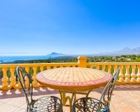 Resale - Villa - Altea