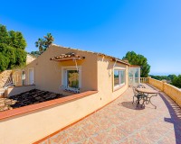 Resale - Villa - Altea
