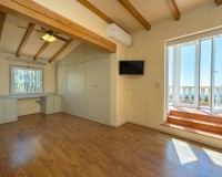 Resale - Villa - Altea