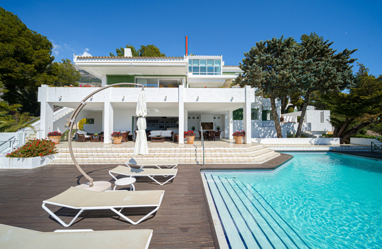 Resale - Villa - Altea
