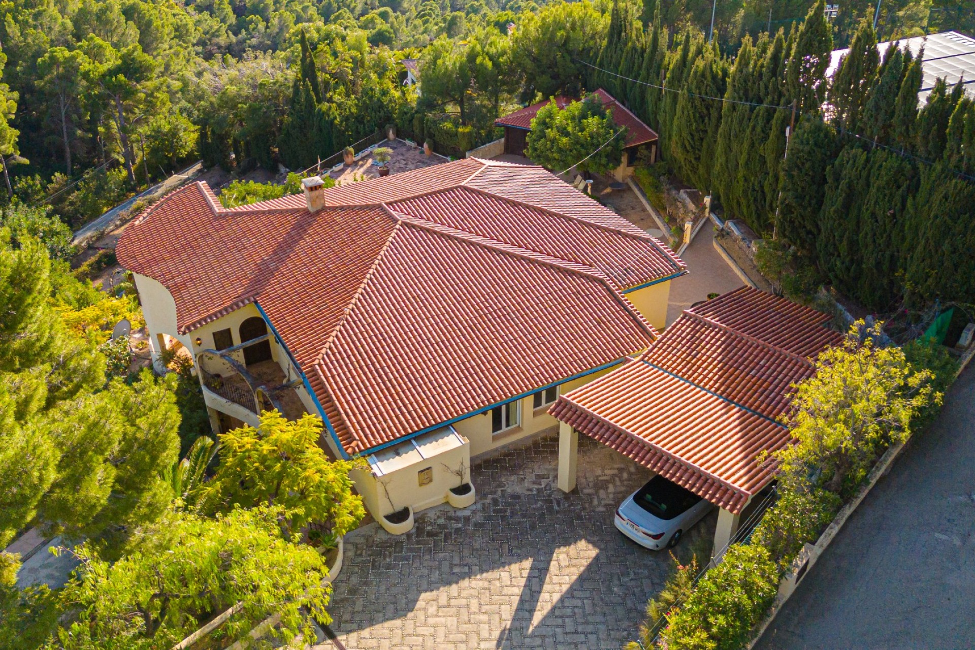 Resale - Villa - Altea