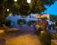 Resale - Villa - Altea