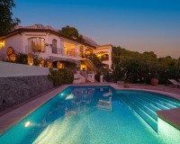 Resale - Villa - Altea