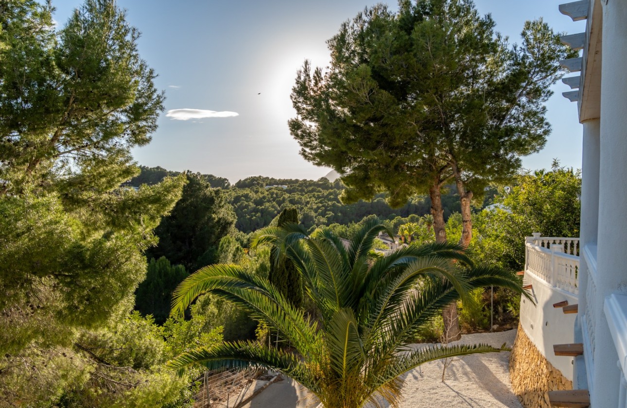 Resale - Villa - Altea