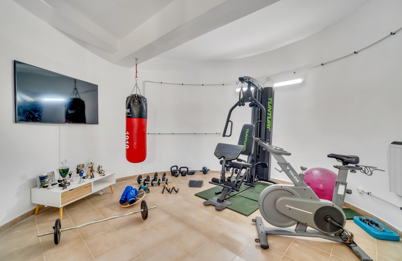 Resale - Villa - Altea