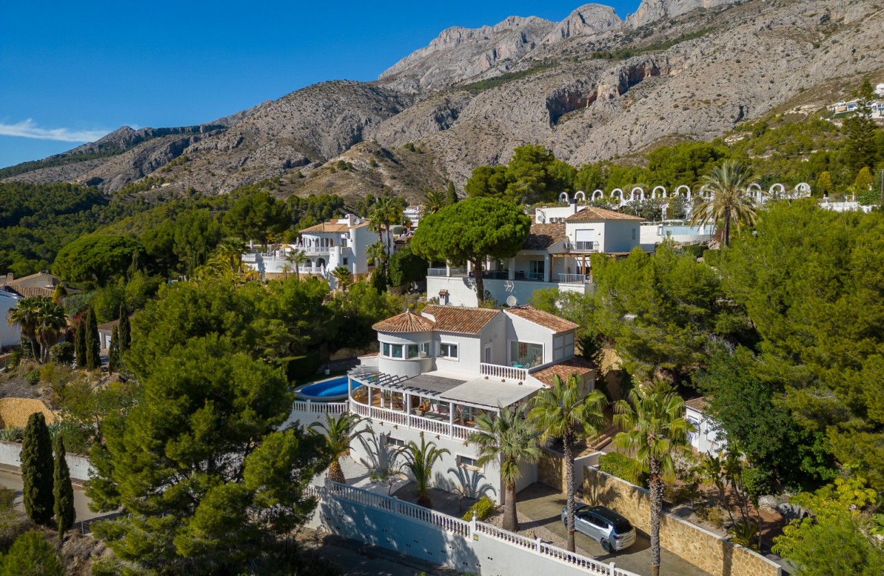 Resale - Villa - Altea