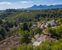 Resale - Villa - Altea