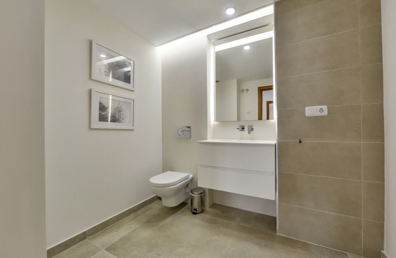 Resale - Villa - Altea